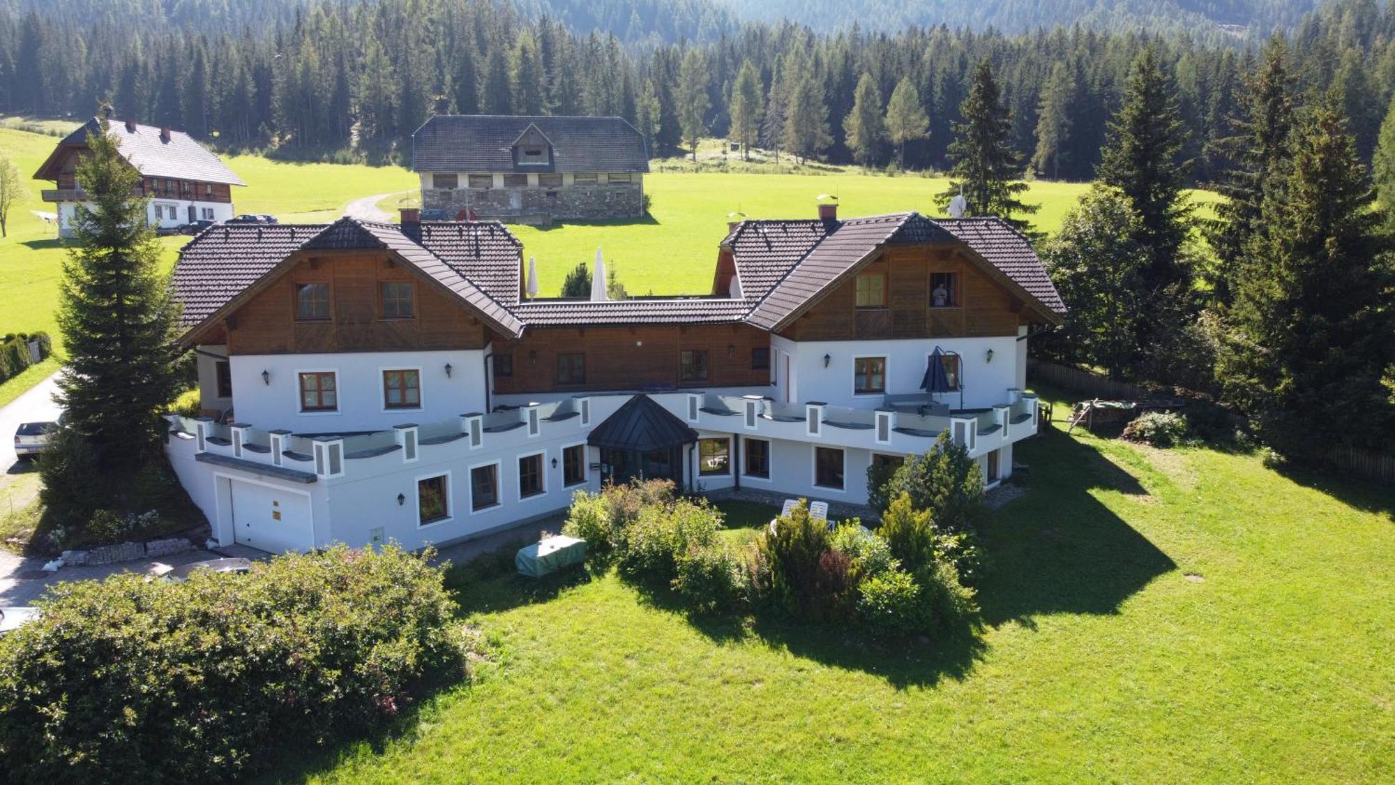 Ferienhaus Alpenblick Krakauschatten Kültér fotó